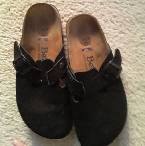 Birkenstock betula clogs